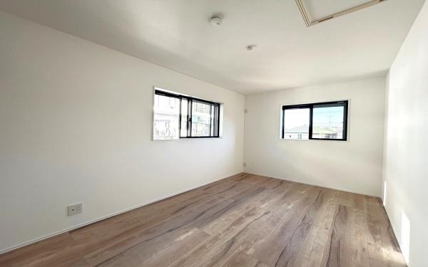 �_�ސ쌧���l�s�`���`���1���ڂ̒��È�ˌ��Ă̎q������