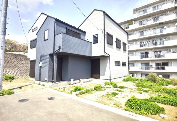 �_�ސ쌧���l�s�`���`���1���ڂ̒��È�ˌ��Ă̑O�ʓ��H�܂ތ��n�ʐ^