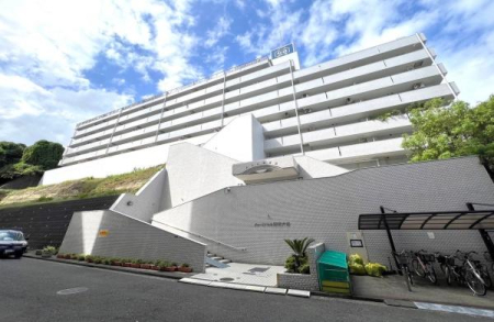 �_�ސ쌧���l�s�����Z�Y5���ڂ̒��Ã}���V�����̌��n�O�ώʐ^