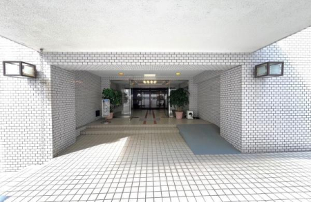 �_�ސ쌧���l�s�����Z�Y5���ڂ̒��Ã}���V�����̃G���g�����X