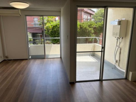 �_�ސ쌧���l�s�t��ޗǒ��̒��Ã}���V�����̃��r���O