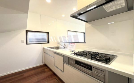 �_�ސ쌧���l�s�`������5���ڂ̒��È�ˌ��ẴL�b�`��