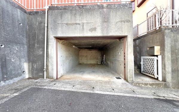 �_�ސ쌧���l�s�`������5���ڂ̒��È�ˌ��Ă̒��ԏ�