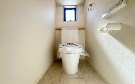 �_�ސ쌧���l�s��扪�Ò��̐V�z��ˌ��Ẵg�C��