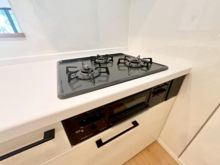 �_�ސ쌧���l�s��扪�Ò��̐V�z��ˌ��ẴL�b�`��