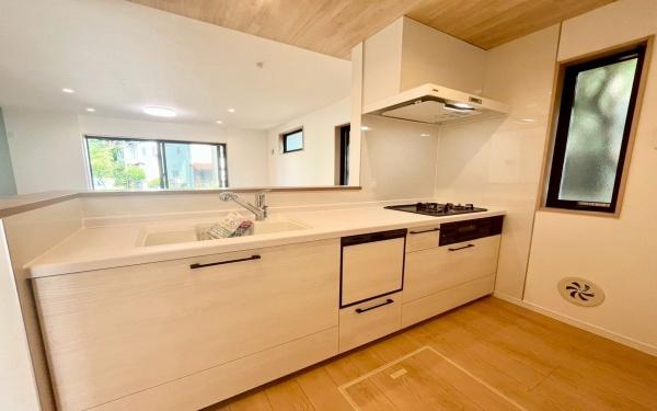 �_�ސ쌧���l�s��扪�Ò��̐V�z��ˌ��ẴL�b�`��