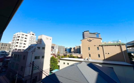 �_�ސ쌧���l�s���Y�M��5���ڂ̒��Ã}���V�����̏Z�˂���̒��]�ʐ^