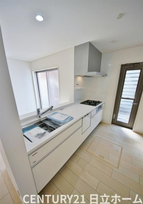 �_�ސ쌧���l�s���撆��]���u�̐V�z��ˌ��ẴL�b�`��