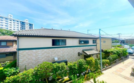 �_�ސ쌧���l�s��扺�a��1���ڂ̒��È�ˌ��Ă̏Z�˂���̒��]�ʐ^