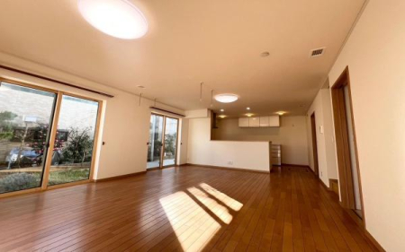 �_�ސ쌧���l�s��扺�a��1���ڂ̒��È�ˌ��Ẵ��r���O