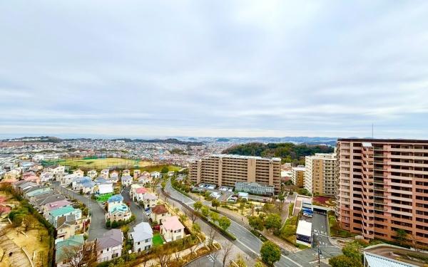 �_�ސ쌧���l�s�����\����4���ڂ̒��Ã}���V�����̏Z�˂���̒��]�ʐ^