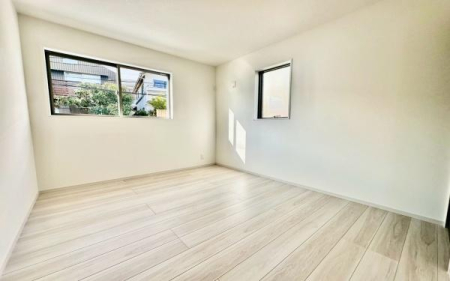 �_�ސ쌧���q�s�Ð�1���ڂ̐V�z��ˌ��Ă̎q������