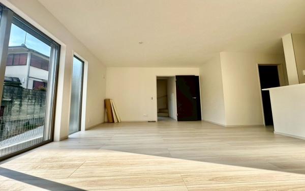 �_�ސ쌧���q�s�Ð�1���ڂ̐V�z��ˌ��Ẵ��r���O