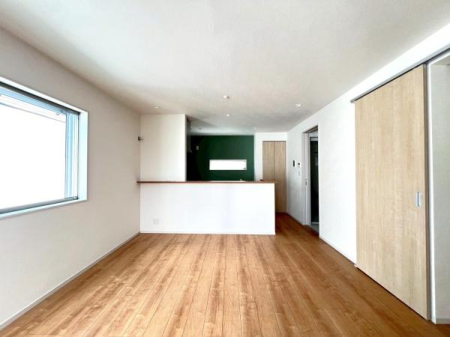 �_�ސ쌧���l�s�`��擌�i�J3���ڂ̐V�z��ˌ��Ẵ��r���O