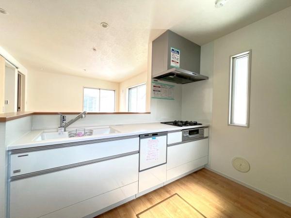 �_�ސ쌧���l�s�`��擌�i�J3���ڂ̐V�z��ˌ��ẴL�b�`��