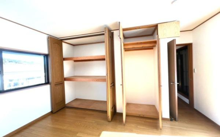 �_�ސ쌧���l�s���攒��5���ڂ̒��È�ˌ��Ă̎��[