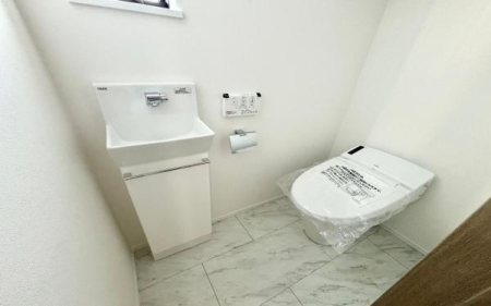 �_�ސ쌧���l�s����{�q���̒��È�ˌ��Ẵg�C��