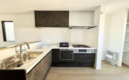 �_�ސ쌧���l�s����{�q���̒��È�ˌ��ẴL�b�`��