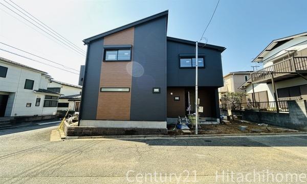 �_�ސ쌧���l�s�`��擌�i�J3���ڂ̐V�z��ˌ��Ă̑O�ʓ��H�܂ތ��n�ʐ^