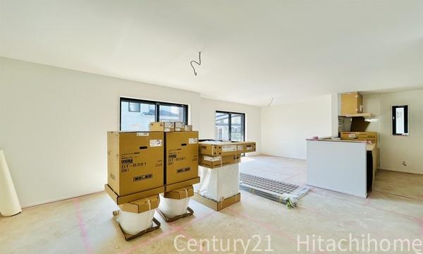 �_�ސ쌧���l�s�`��擌�i�J3���ڂ̐V�z��ˌ��Ẵ��r���O