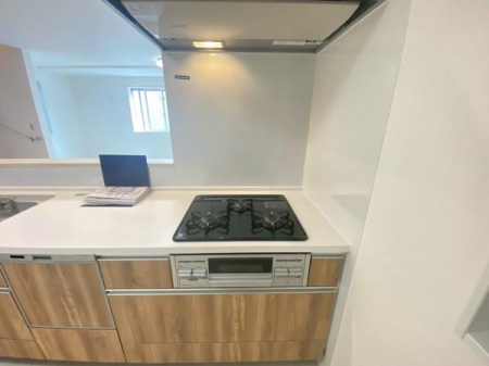 �_�ސ쌧���s���擡��4���ڂ̐V�z��ˌ��ẴL�b�`��