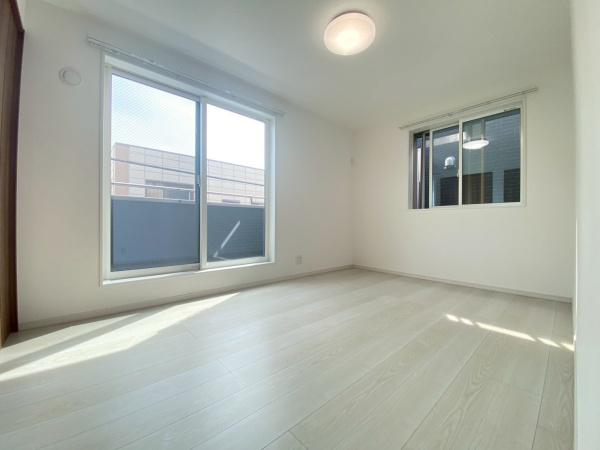 �_�ސ쌧���s���擡��4���ڂ̐V�z��ˌ��Ă̐Q��