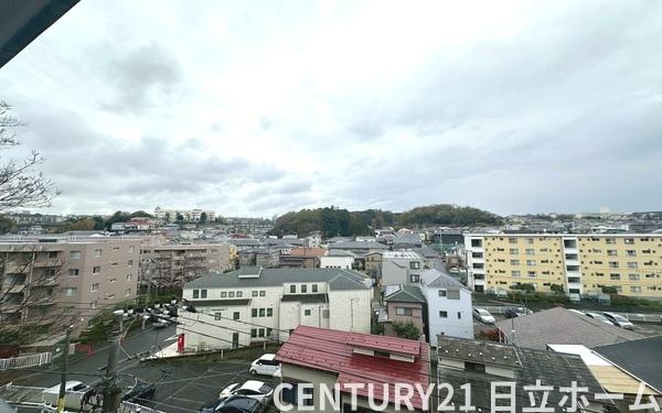 �_�ސ쌧���l�s�`�k�揬�����̒��Ã}���V�����̏Z�˂���̒��]�ʐ^