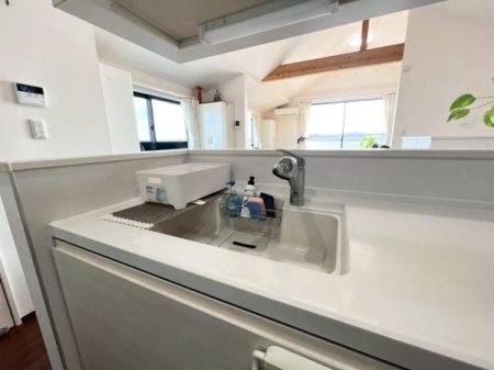 �_�ސ쌧���l�s��撆��2���ڂ̒��È�ˌ��ẴL�b�`��