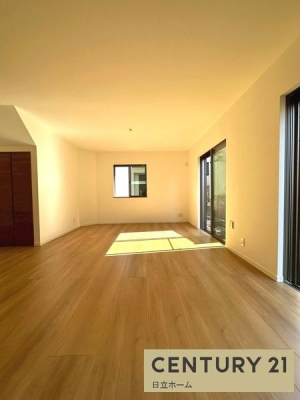 �_�ސ쌧���l�s�ߌ���k����4���ڂ̐V�z��ˌ��Ẵ��r���O