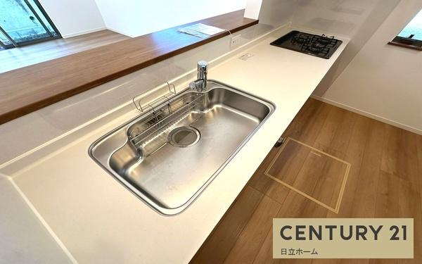 �_�ސ쌧���l�s�ߌ���k����4���ڂ̐V�z��ˌ��ẴL�b�`��