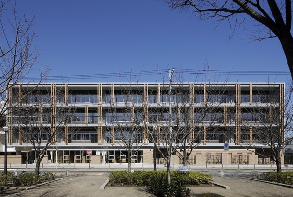 �_�ސ쌧���s������㏬�c��2���ڂ̒��Ã}���V�����̎��ӊ�