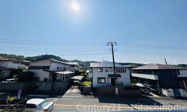 �_�ސ쌧���l�s����擌�����2���ڂ̐V�z��ˌ��Ă̏Z�˂���̒��]�ʐ^