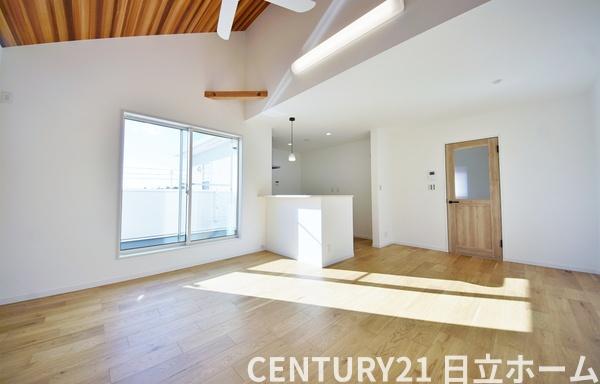 �_�ސ쌧���l�s�˒ˋ敽��3���ڂ̒��È�ˌ��Ẵ��r���O