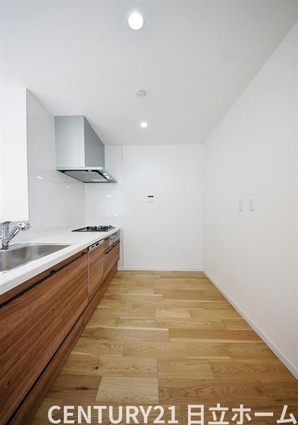 �_�ސ쌧���l�s�˒ˋ敽��3���ڂ̒��È�ˌ��ẴL�b�`��