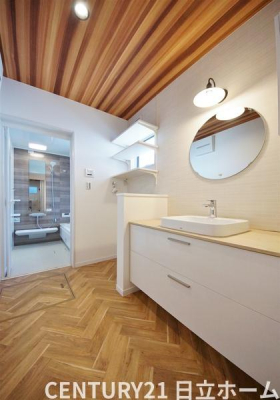 �_�ސ쌧���l�s�˒ˋ敽��3���ڂ̒��È�ˌ��Ă̐��ʑ�E���ʏ�