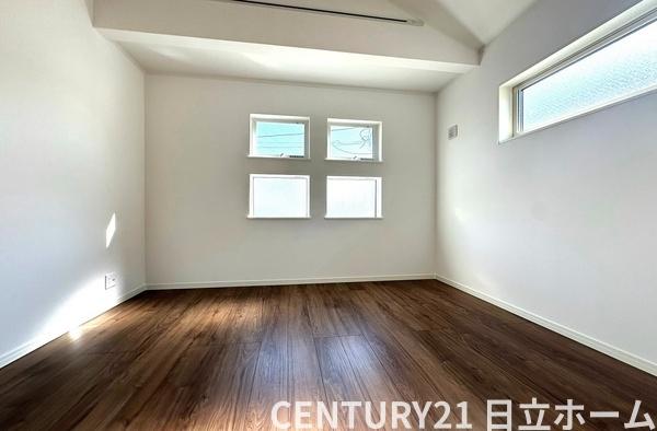 �_�ސ쌧���l�s�t��ޗǒ��̐V�z��ˌ��Ă̎q������