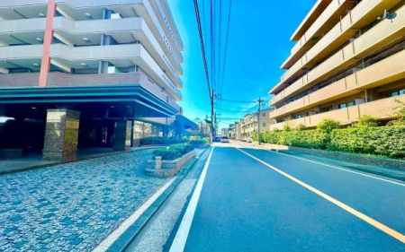 �_�ސ쌧���l�s�ߌ���]�P�蒬�̒��Ã}���V�����̂��̑����n