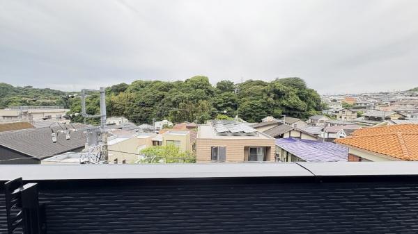 �_�ސ쌧���q�s��K��5���ڂ̐V�z��ˌ��Ă̏Z�˂���̒��]�ʐ^