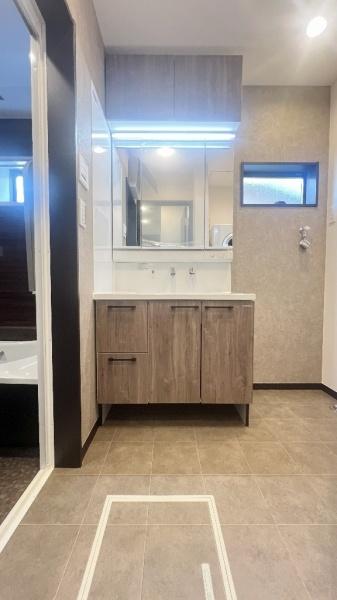 �_�ސ쌧���l�s�`�������R4���ڂ̐V�z��ˌ��Ă̐��ʑ�E���ʏ�