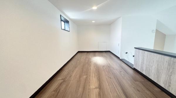 �_�ސ쌧���l�s�`�������R4���ڂ̐V�z��ˌ��Ă̎��[