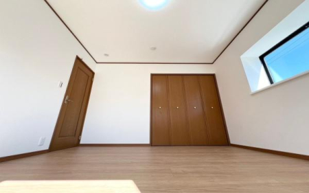 �_�ސ쌧���l�s�΋��R3���ڂ̒��È�ˌ��Ă̎q������