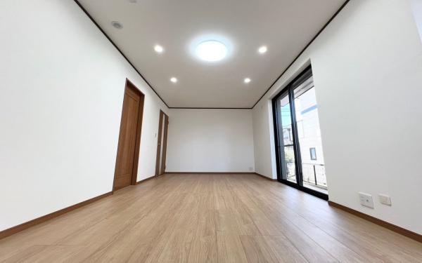 �_�ސ쌧���l�s�΋��R3���ڂ̒��È�ˌ��Ẵ��r���O