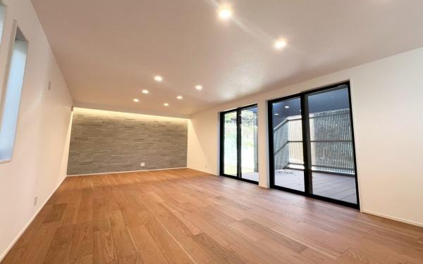 �_�ސ쌧���q�s�򖾎�4���ڂ̐V�z��ˌ��Ẵ��r���O