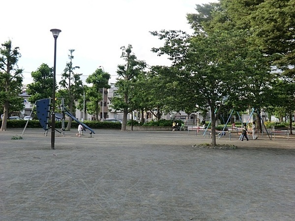 �_�ސ쌧���l�s�ߌ�����䒬4���ڂ̒��È�ˌ��Ă̎��ӊ�