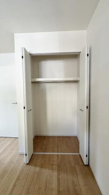 �_�ސ쌧���s����哇�㒬�̐V�z��ˌ��Ă̎��[