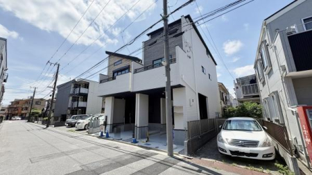 �_�ސ쌧���s����哇�㒬�̐V�z��ˌ��Ă̑O�ʓ��H�܂ތ��n�ʐ^