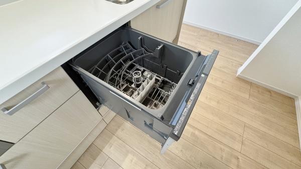 �_�ސ쌧���s����哇�㒬�̐V�z��ˌ��ẴL�b�`��