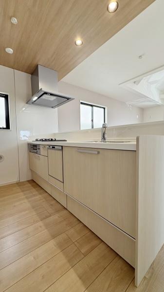 �_�ސ쌧���s����哇�㒬�̐V�z��ˌ��ẴL�b�`��