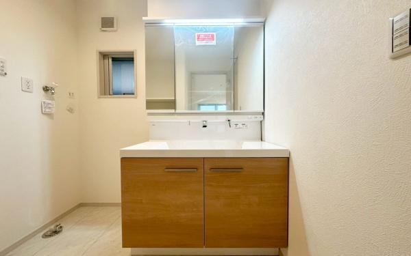 �_�ސ쌧���l�s�����哹2���ڂ̐V�z��ˌ��Ă̐��ʑ�E���ʏ�