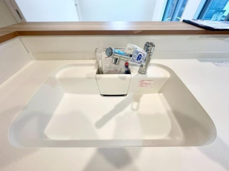 �_�ސ쌧���l�s�����哹2���ڂ̐V�z��ˌ��ẴL�b�`��